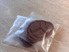 -VERIE BAKEHOUSE