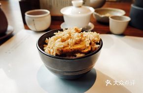 Yellow Chanterelle Mushroom and Potato Clay Pot Rice