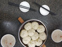 牛肉包子-胡家包子·清真(大众巷店)