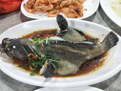 -四川小胡子海鲜(丁村万人海鲜广场店)