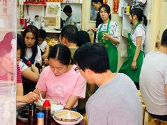 大堂-添發碗仔翅美食