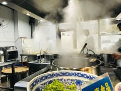 -陇上全荟兰州传统牛肉面(延吉路店)