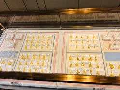 -六桂福珠宝(二百大楼店)