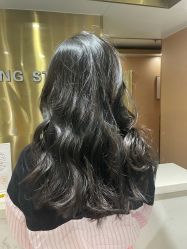 -一東造型烫发染发