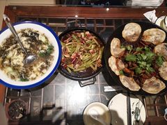 -百味地锅鸡(二店·财校分店)