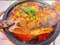 -鸣记脆皮烤鱼(三八广场店)