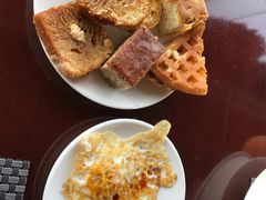 -荣誉国际酒店-云顶旋转餐厅