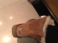 -UGG(燕莎奥特莱斯购物中心店)