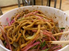 炸酱面-黑八私房老北京炸酱面