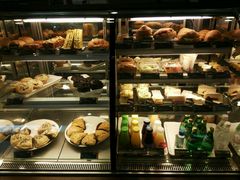 面包甜点陈列柜-星巴克(蔡伦路店)