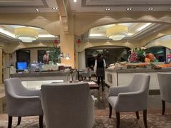 -鲤鱼洲酒店港鲤咖啡厅