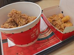 -塔斯汀中国汉堡(徐汇汇京广场店)
