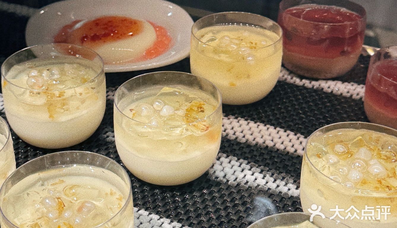 真不是在甜品店吃牛肉啦