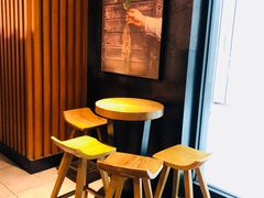 用餐区-星巴克(广州立白中心店)