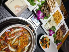 -阿鹏故事野生菌火锅(双廊古镇店)