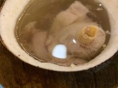 原汁椰子炖鸡汤-先记烧鹅王·本地粤菜(福永店)