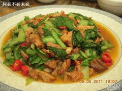 拆骨肉炒小白菜-金桥餐馆