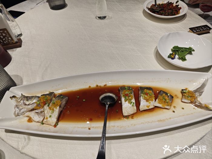 扶摇湘宴·烤鸭·湘粤宴(中关村·北大店)青椒酱蒸大白鱼图片