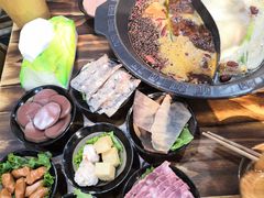 -烂摊摊火锅集市(长安总店)