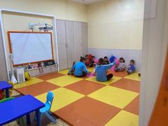 -红黄蓝成长中心(公益西桥校区)