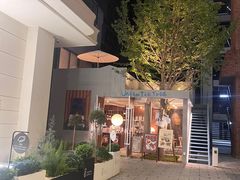 -树下咖啡(昆明老街店)