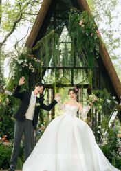 -雪中彩影婚纱摄影·微光艺术中心