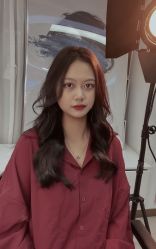 -鏡沙龙发型设计