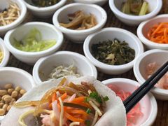 -包整·丝娃娃(一览甲秀楼风景店)