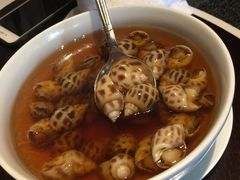 古越陈酿煮花螺-杭州西子湖四季酒店·金沙厅