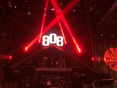 -808 LiveHouse