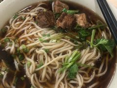 -李先生牛肉面大王(北京站售票厅餐厅)