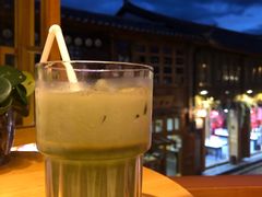 -猫的天空之城概念书店(丽江古城饮玉巷店)