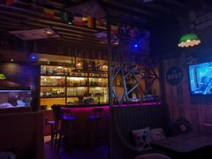 -無名记忆Music Bar夜景怀旧酒吧