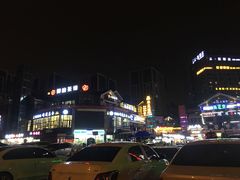 -花天锦地