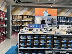 -百联奥特莱斯广场(长沙店)