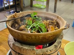 招牌鸡煲-雄伟美食(高沙中街店)
