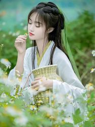 -虞美人汉服摄影