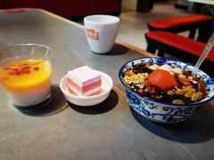 -吃城都·鱼蛙火锅(西玉龙街店)