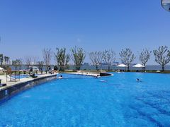-上海滴水湖皇冠假日酒店