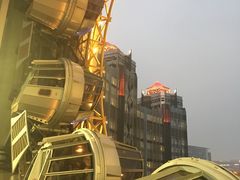-影汇之星8字形摩天轮