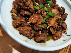 薄皮椒炒山鸡-崂山书院酒店