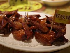 招牌烤乳鸽-石岐佬中山菜馆(张溪店)
