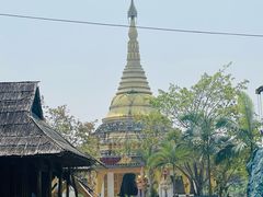 -一寨两国风景区
