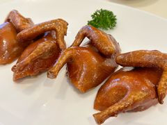 玻璃脆皮乳鸽-利苑酒家(金宝店)