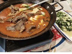 -霄汉牛三鲜湖北砂锅菜(万松园2店)