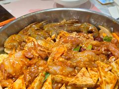 -黄记煌三汁焖锅(新佳丽江汉路店)