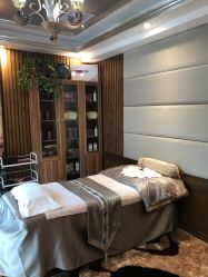 -红人馆造型世爵国际