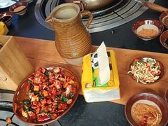 -阿山卓·野生菌火锅·纳西火塘烤肉