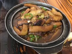 鱼香茄子煲-贤鲁岛贤溪农庄