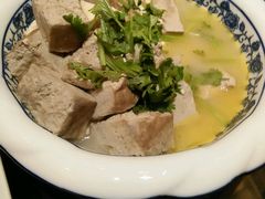 -鲁班小馆(政四街店)
